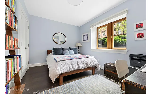 Sold by Douglas Elliman | media 17