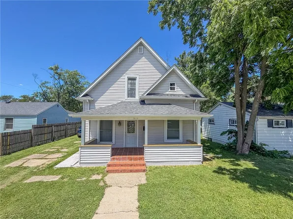 911 Forrest St, Danville, IL 61832