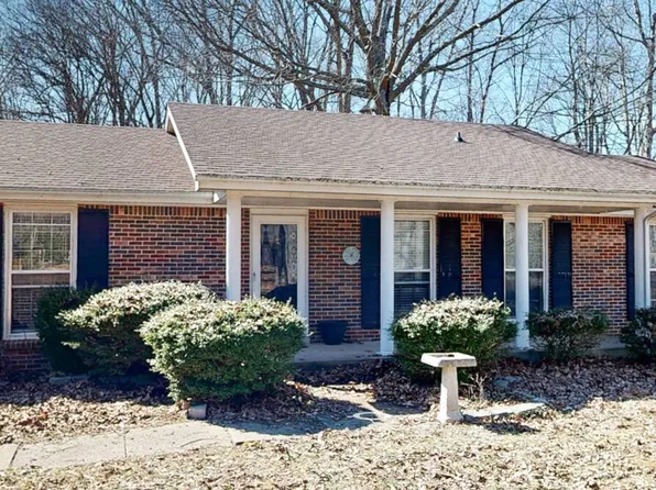 1820 Whispering Hills Trl, Clarksville, TN 37043
