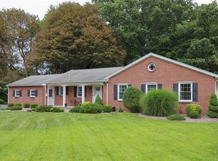 166 Nob Hl, Rochester, NY 14617