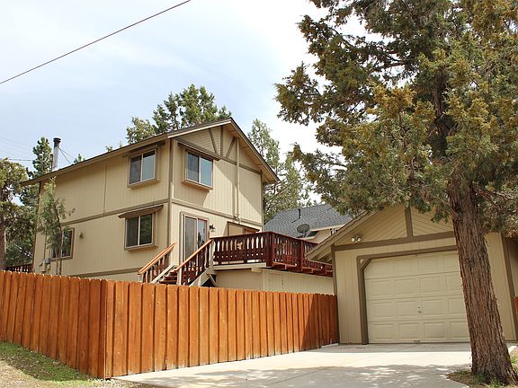 detached 1 car garage