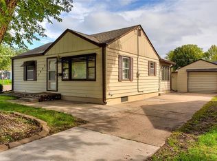 3845 48th Pl, Des Moines, IA 50310