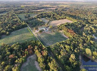 5238 Woodhaven Rd, Pinckneyville, IL 62274