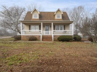 711 Hunts Bridge Rd, Greenville, SC 29617