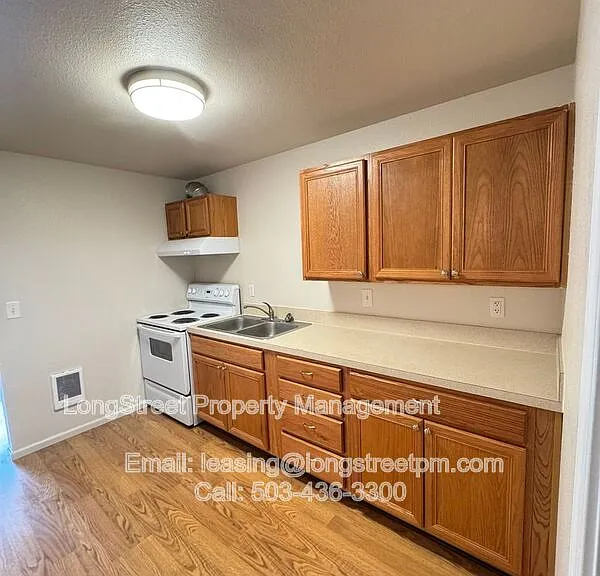 234 NW 21st St #3 — Photo 4