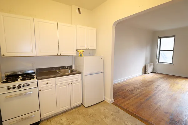 Rented by Corcoran | media 11