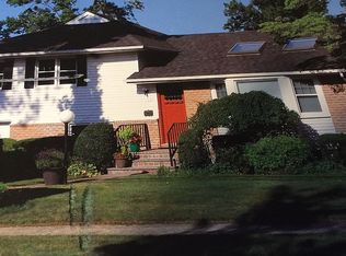 621 Howard Ave, West Hempstead, NY 11552