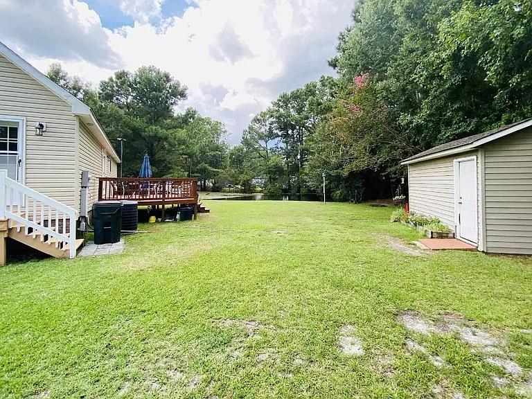 1013 Morningdale St — Photo 2
