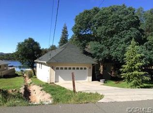 18915 N Shore Dr, Hidden Valley Lake, CA 95467