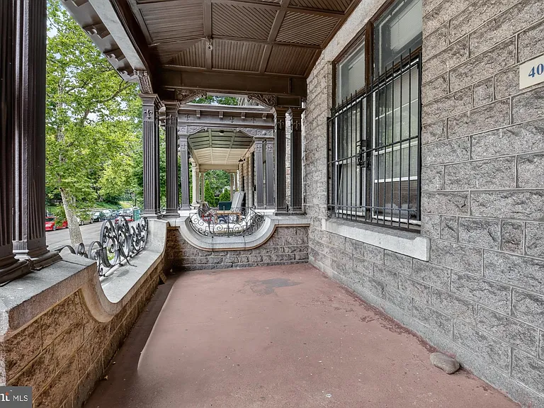 4011 Pine St — Photo 48