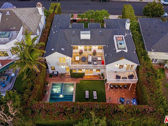 2nd image of 619 Ocampo Dr