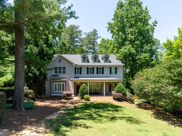3262 Pinestream Rd NW, Atlanta, GA 30327