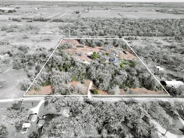 23600 Brazos Estates Rd, Hempstead, TX 77445