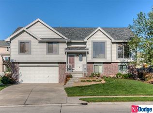 9210 S 168th Avenue Cir, Omaha, NE 68136