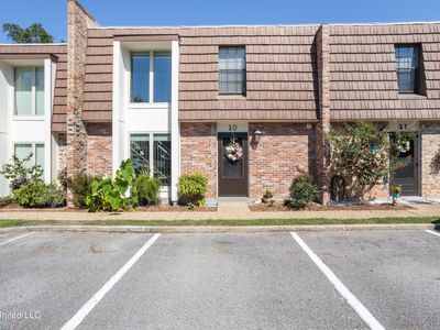 527 Front Beach Dr APT 40, Ocean Springs, MS, 39564