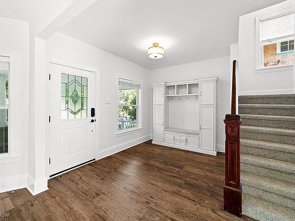 4th image of 1273 Mathews Ave