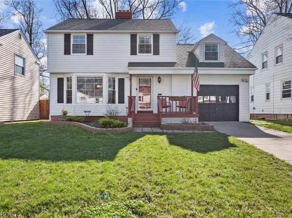 1437 Henning Dr, Lyndhurst, OH 44124