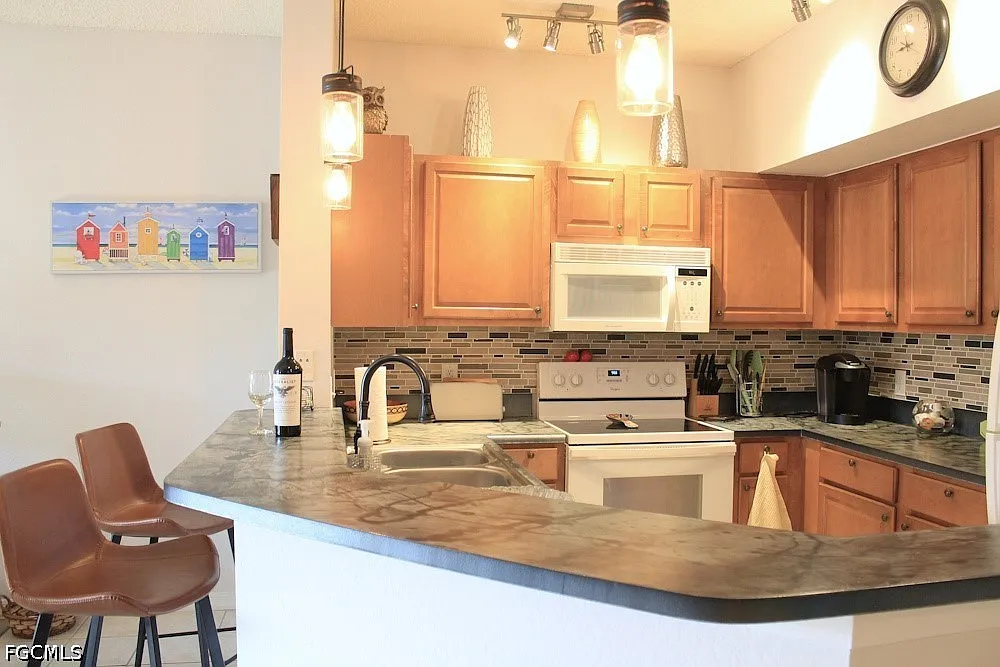 1 bed, 1.0 bath, 719 sqft, $2,800 — Photo 4