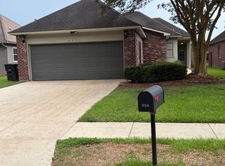 3001 Northbank Dr, Baton Rouge, LA 70810