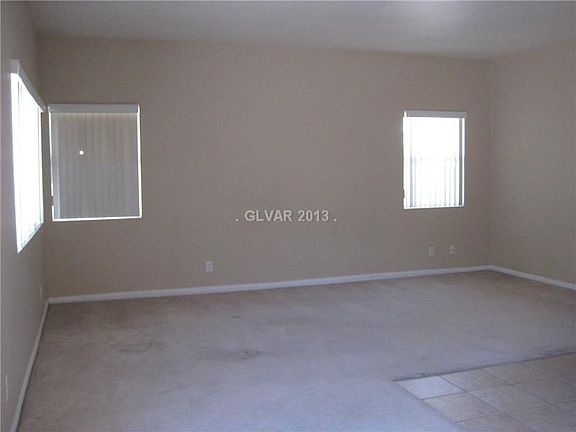 4th image of 1282 E Gary Ave