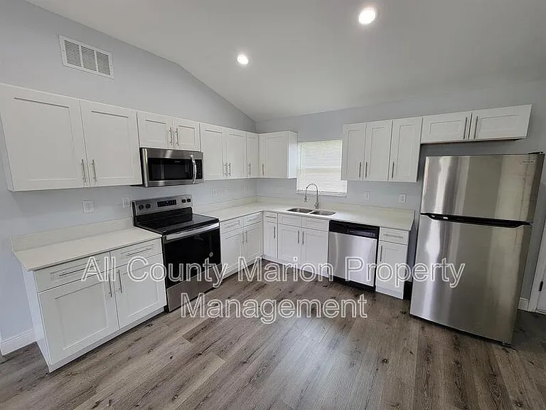 3580 SW 158th Pl — Photo 5