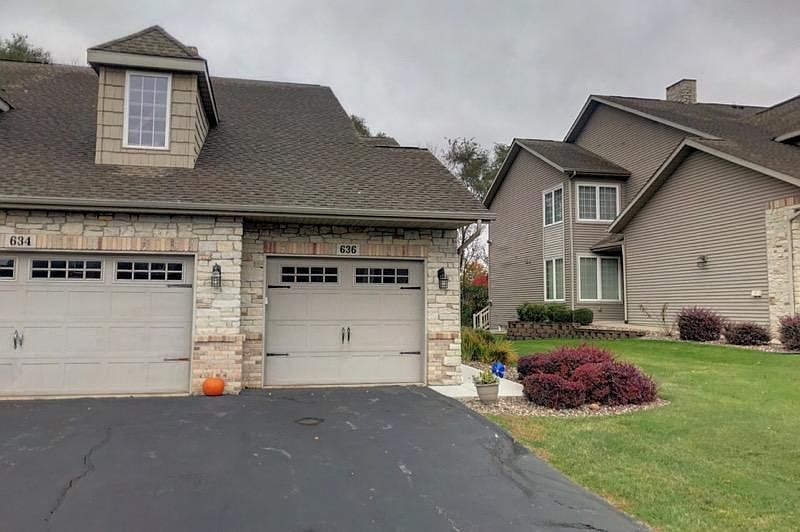 1st image of 636 Queens Ct #3