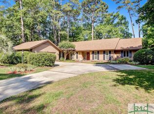 15 Hemingway Dr, Savannah, GA 31411