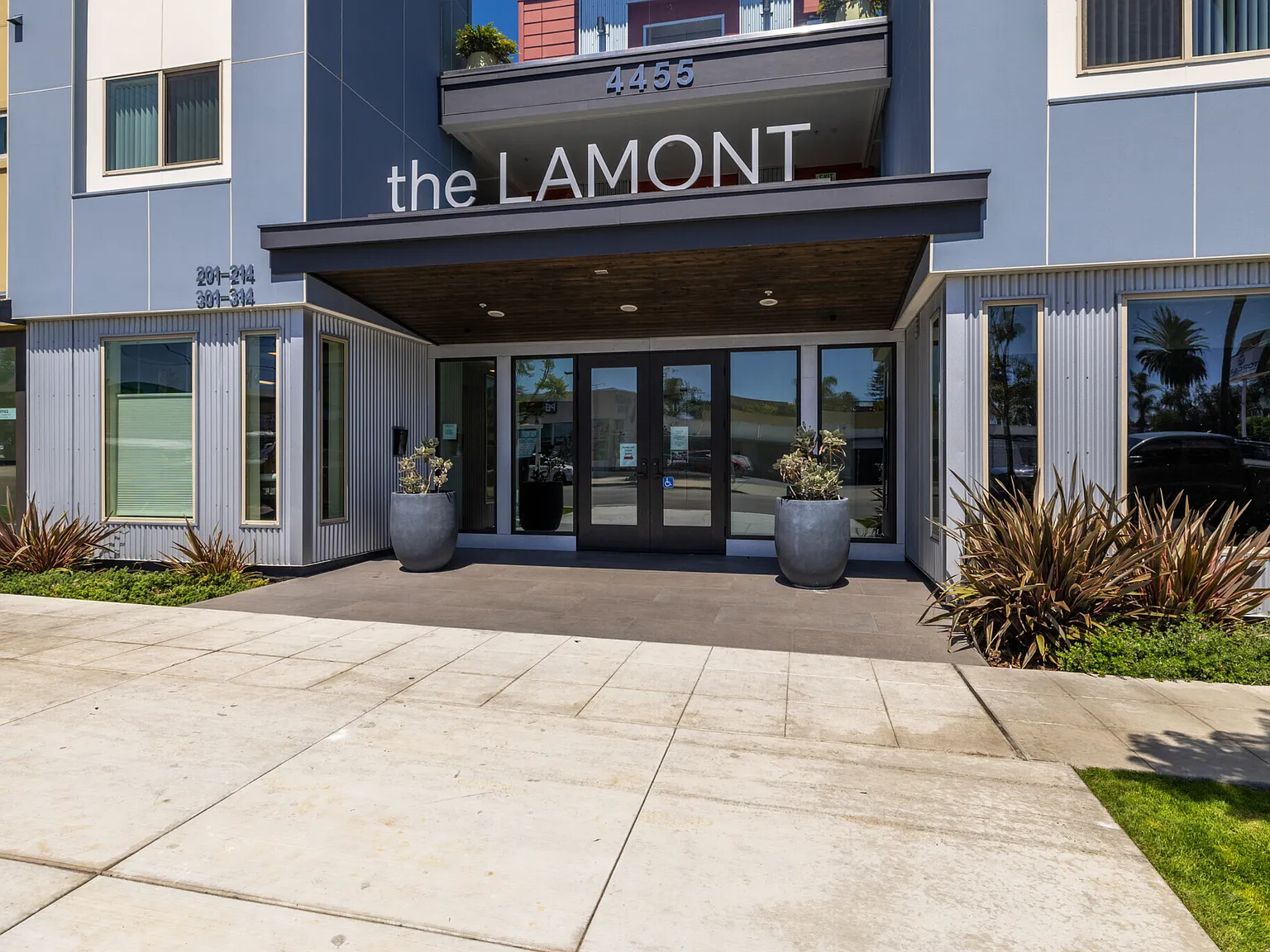 The Lamont — Photo 3