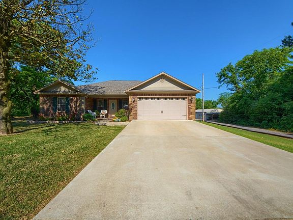 2nd image of 217 Sparks Ln