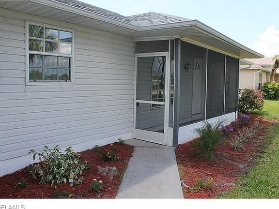 2nd image of 2529 NE 4th Pl