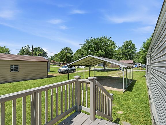 4th image of 1684 Gale Dr
