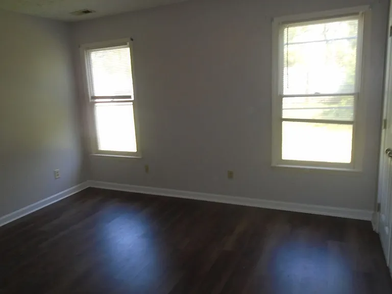 6334 Greycliff Dr — Photo 11