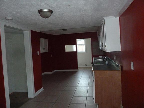 5th image of 1131 New York Ave