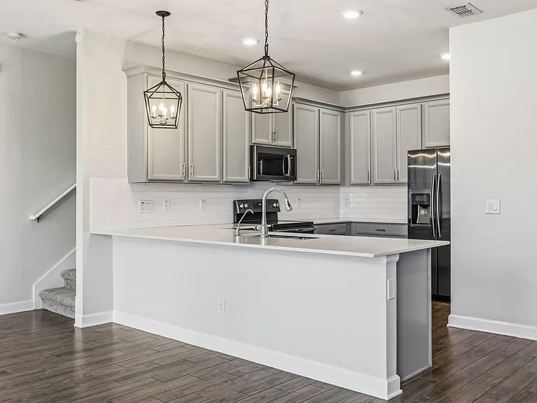 12313 Turtle Grass Dr — Photo 4