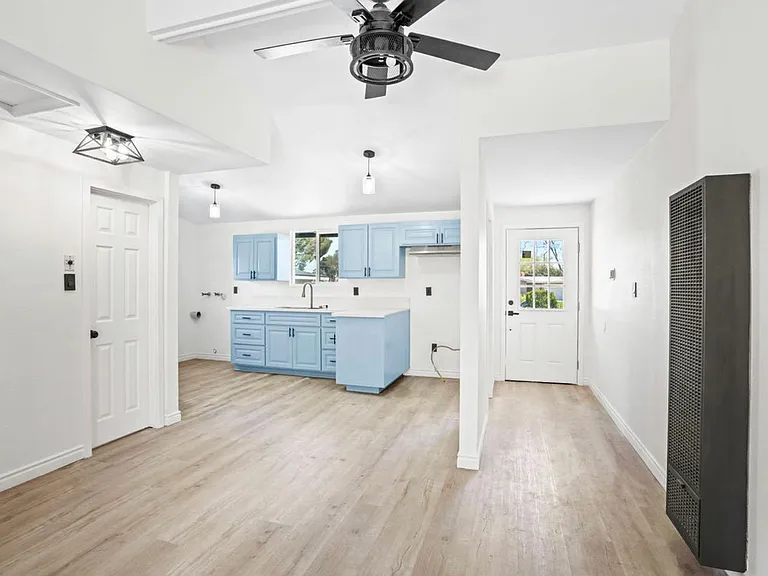44715 Gingham Ave — Photo 4