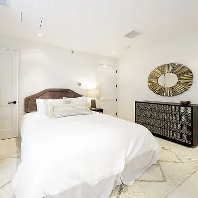 Rented by Voro New York | media 21