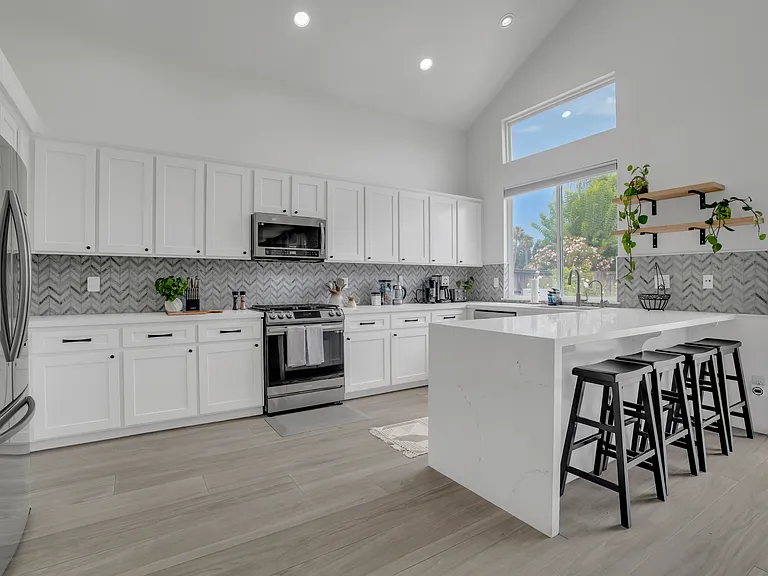 3437 Mesa Verde Cir — Photo 11