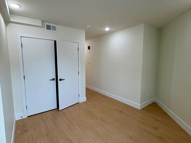 4212 Lancaster Ave #101 — Photo 18