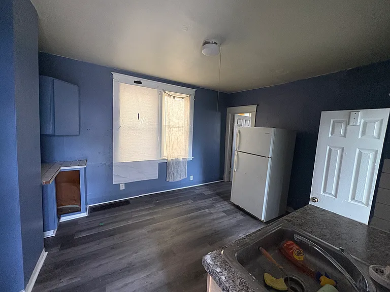 255 Ontario St #1 — Photo 9