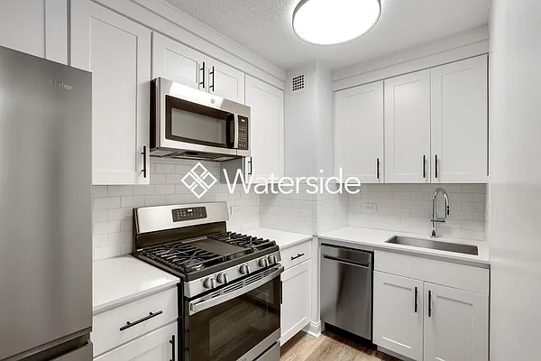 Rented by Brookfield (Funnel) | media 31