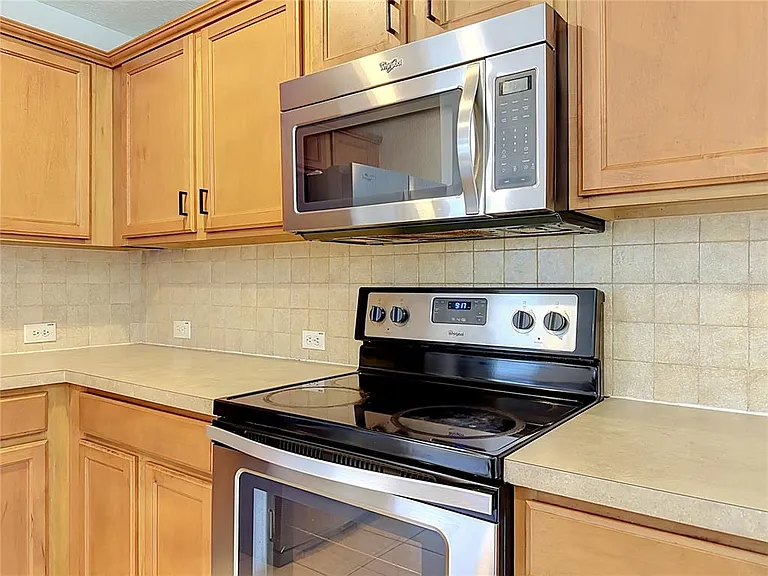 12705 Lexington Summit St — Photo 18