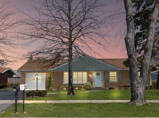 6242 W 90th Pl, Oak Lawn, IL