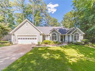 3301 Cardinal Lake Dr, Duluth, GA 30096