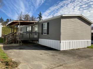 333 Festival Rd, Washington, PA 15301