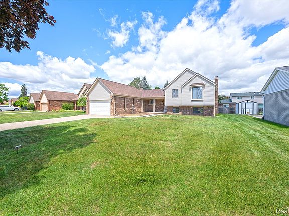 5th image of 3703 Alderdale Dr