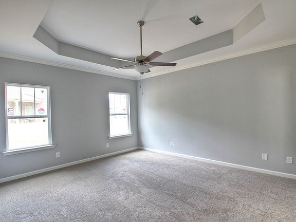 4th image of 622 Golden Eagle Ct #25