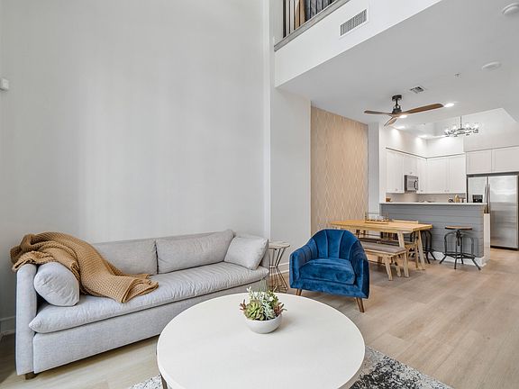 5th image of 801 S Olive Avenue #430