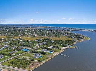 1 Reynolds Dr, Westhampton Beach, NY 11978