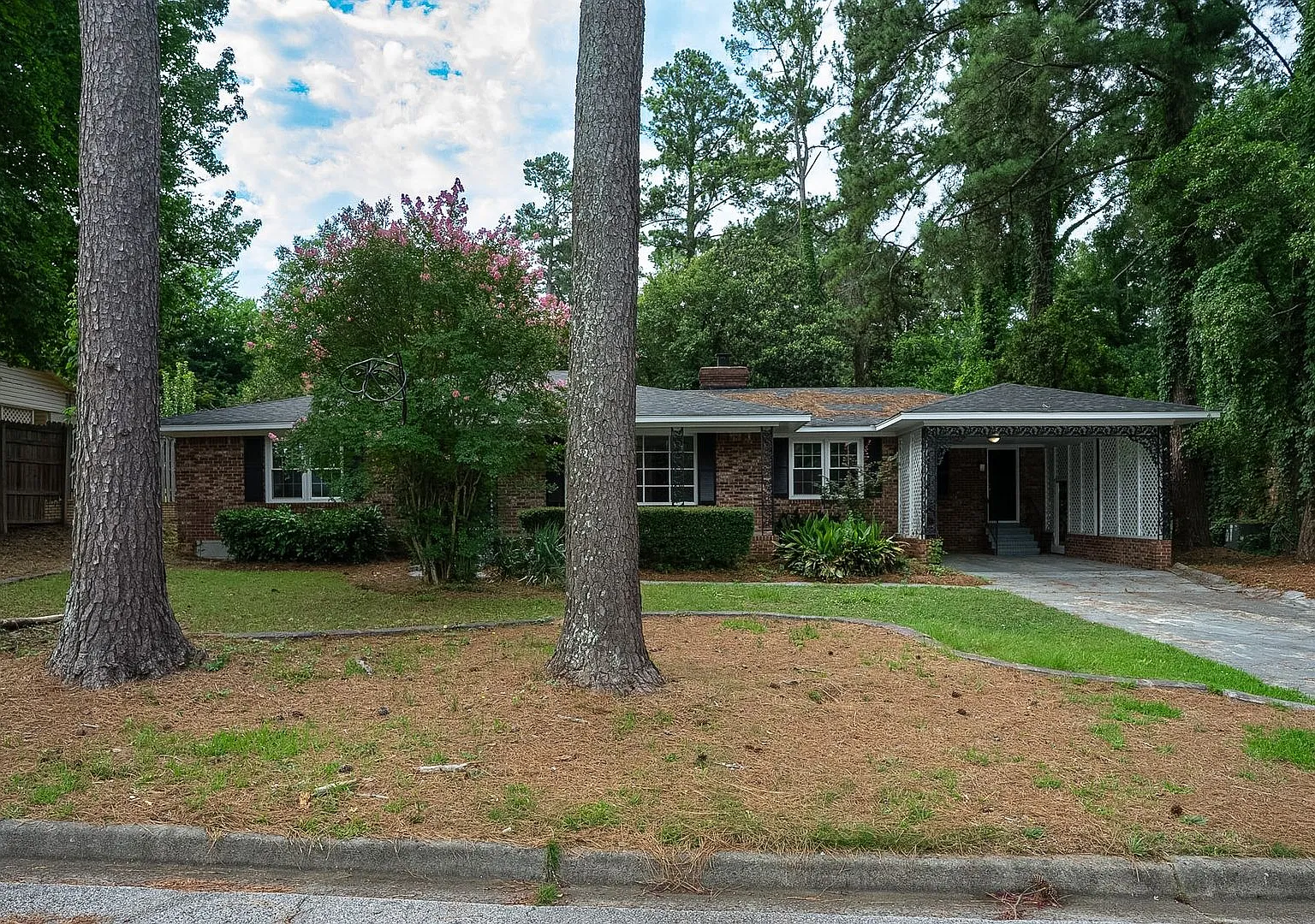 3120 Edinburgh Drive — Photo 2