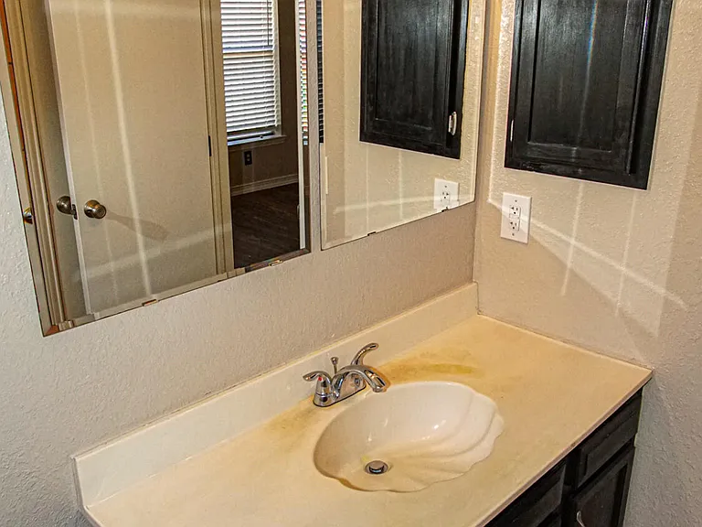 4553 Gen Maloney Cir — Photo 19